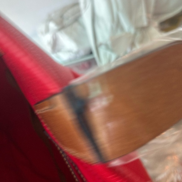 Dooney & Bourke NWT Red Pebble Leather Large Tote - Picture 5 of 13